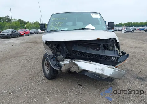 2008 Chevrolet Express Ls z USA, uszkodzony, nr VIN 1GAHG39K181229113